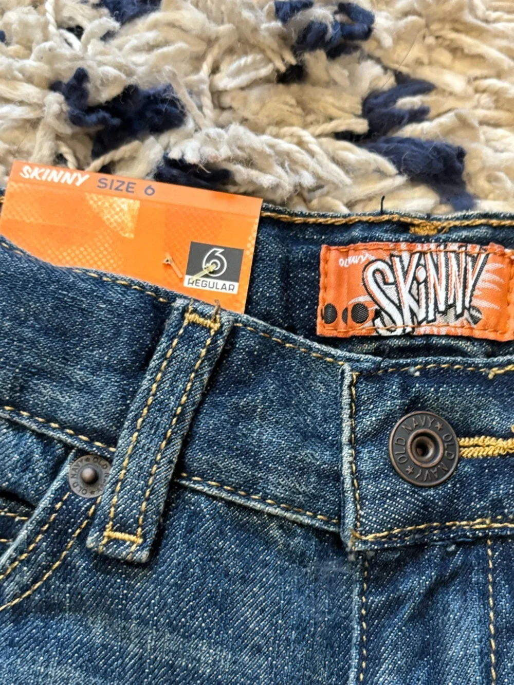 NWT ✨ Old Navy Classic Dark Blue boys skinny Jeans - Size 6
